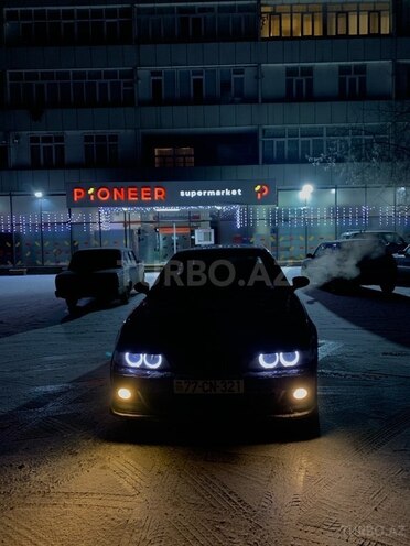 BMW 540 1998, 266,000 km - 4.4 l - Qusar
