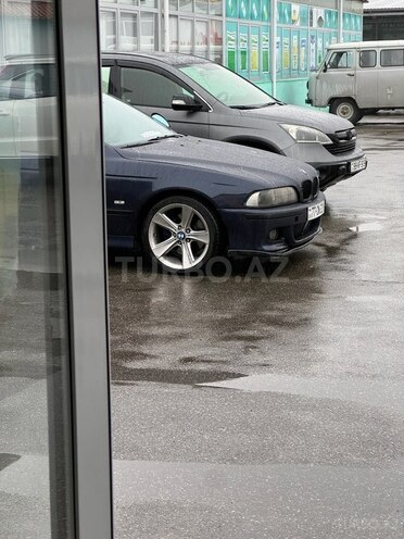 BMW 540 1998, 266,000 km - 4.4 l - Qusar
