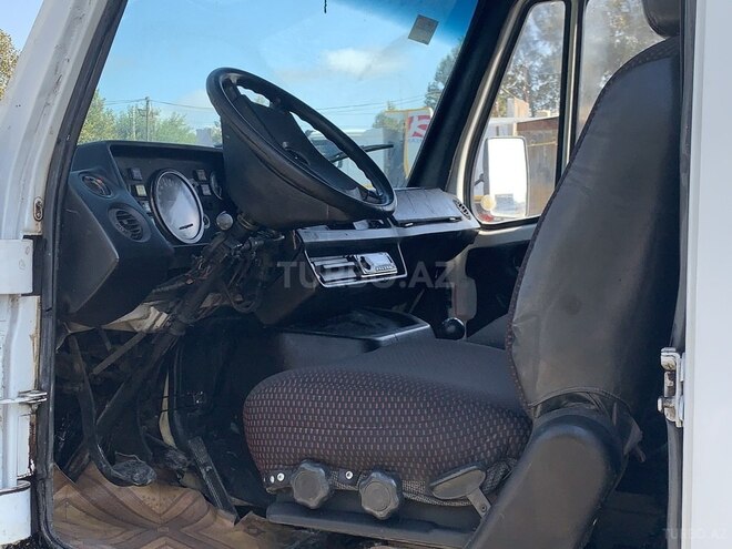 Mercedes 208 D 1994, 84,000 km - 2.7 l - Bərdə