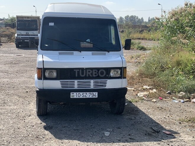 Mercedes 208 D 1994, 84,000 km - 2.7 l - Bərdə