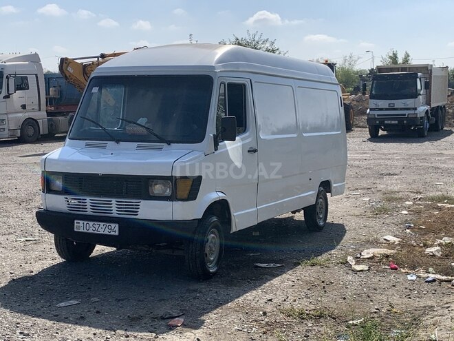 Mercedes 208 D 1994, 84,000 km - 2.7 l - Bərdə