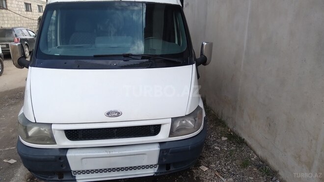 Ford Transit 2002, 123,456 km - 2.4 l - Quba