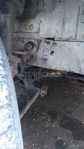 Ford Transit 2002, 123,456 km - 2.4 l - Quba