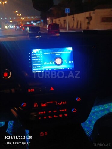 Kia Carnival 2014, 215,298 km - 2.2 l - Bakı