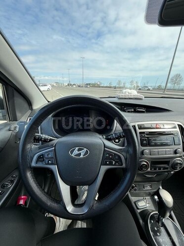 Hyundai i20 2012, 105,000 km - 1.4 l - Bakı