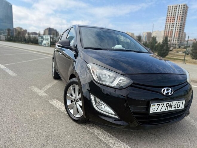 Hyundai i20 2012, 105,000 km - 1.4 l - Bakı