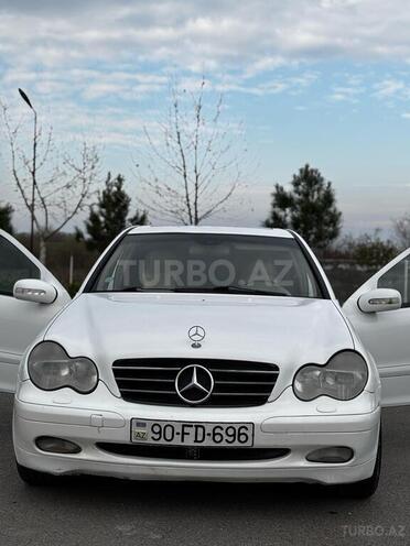 Mercedes C 180 2001, 584,000 km - 1.8 l - Sabirabad