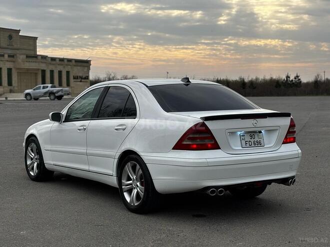Mercedes C 180 2001, 584,000 km - 1.8 l - Sabirabad