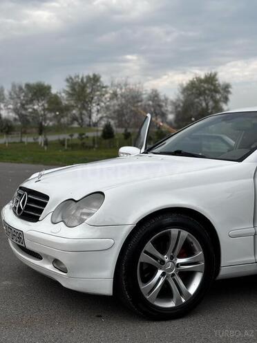 Mercedes C 180 2001, 584,000 km - 1.8 l - Sabirabad