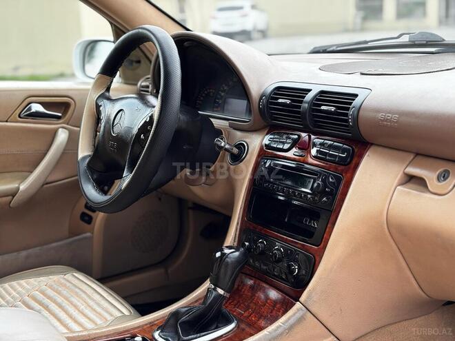 Mercedes C 180 2001, 584,000 km - 1.8 l - Sabirabad
