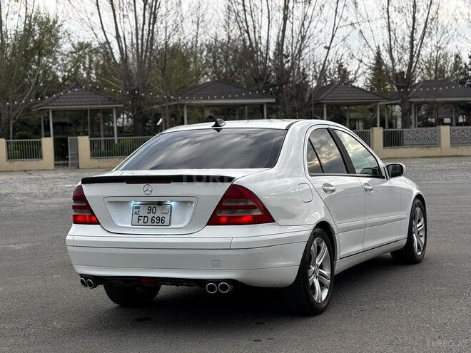 Mercedes C 180 2001, 584,000 km - 1.8 l - Sabirabad