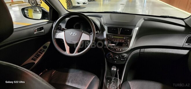 Hyundai Accent 2015, 137,546 km - 1.6 l - Bakı