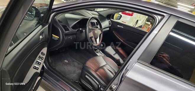 Hyundai Accent 2015, 137,546 km - 1.6 l - Bakı