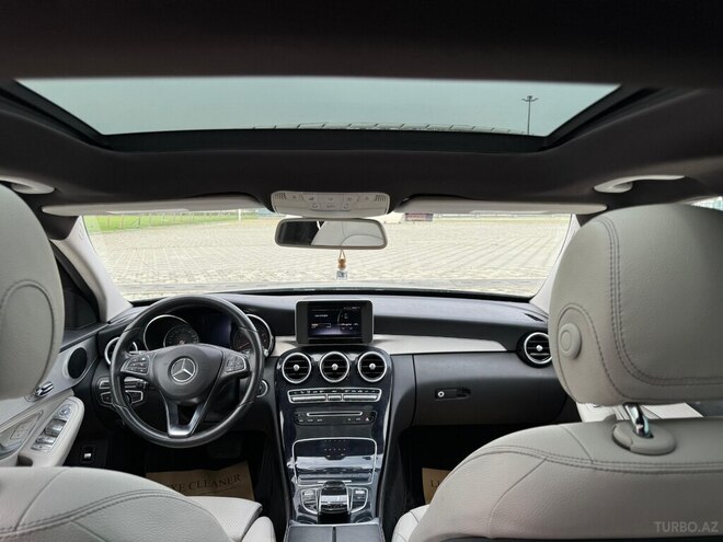 Mercedes C 300-7