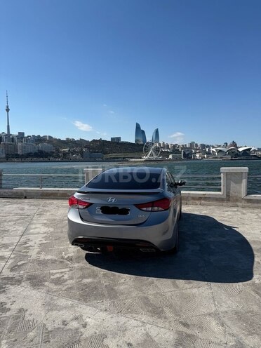 Hyundai Elantra 2012, 215,000 km - 1.8 l - Bakı