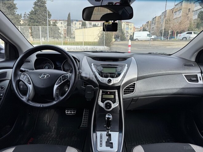 Hyundai Elantra 2012, 215,000 km - 1.8 l - Bakı