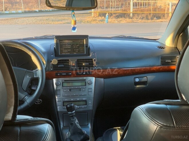 Toyota Avensis 2006, 390,000 km - 2.2 л - Naxçıvan