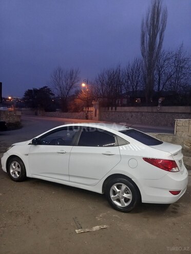 Hyundai Accent 2011, 305,000 km - 1.6 l - Bakı