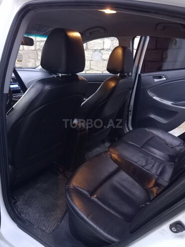 Hyundai Accent 2011, 305,000 km - 1.6 l - Bakı