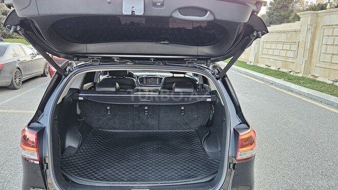 Kia Sorento-16