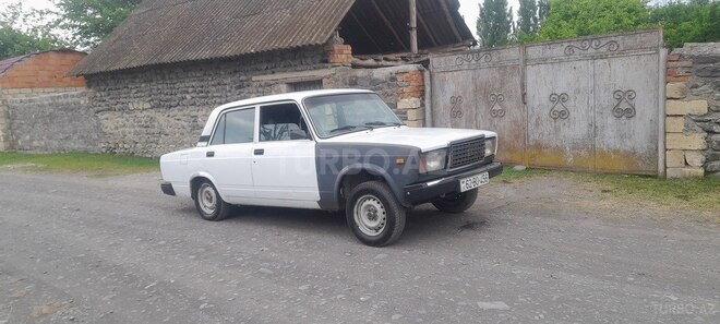 LADA (VAZ) 2107 2004, 50,000 km - 1.6 l - Zaqatala