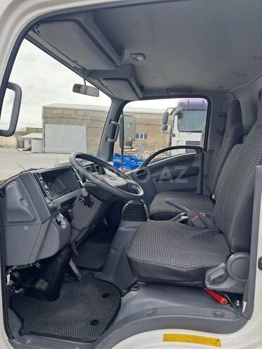 Isuzu NPR 75 K 2023, 18,000 km - 5.2 l - Bakı
