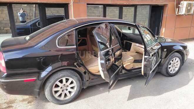 Volkswagen Passat 2004, 330,719 km - 1.8 l - Bakı