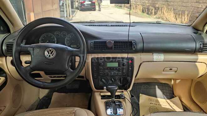 Volkswagen Passat 2004, 330,719 km - 1.8 l - Bakı