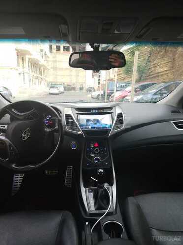 Hyundai Elantra 2015, 170,000 km - 2.0 l - Bakı