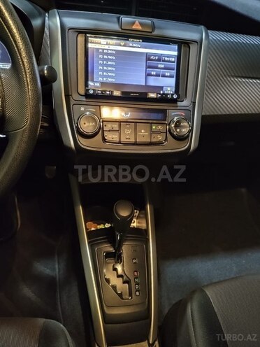 Toyota Corolla Fielder 2019, 97,000 km - 1.5 л - Bakı