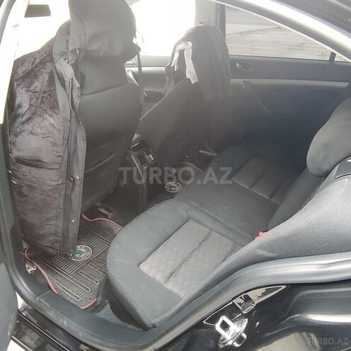 Skoda Octavia 2012, 470,000 km - 1.6 l - Sumqayıt