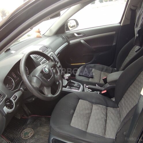 Skoda Octavia 2012, 470,000 km - 1.6 l - Sumqayıt