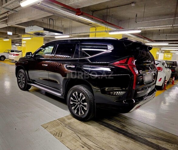 Mitsubishi Pajero Sport 2021, 125,000 km - 2.4 л - Gəncə