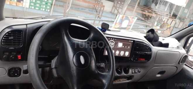 Ford Transit-7