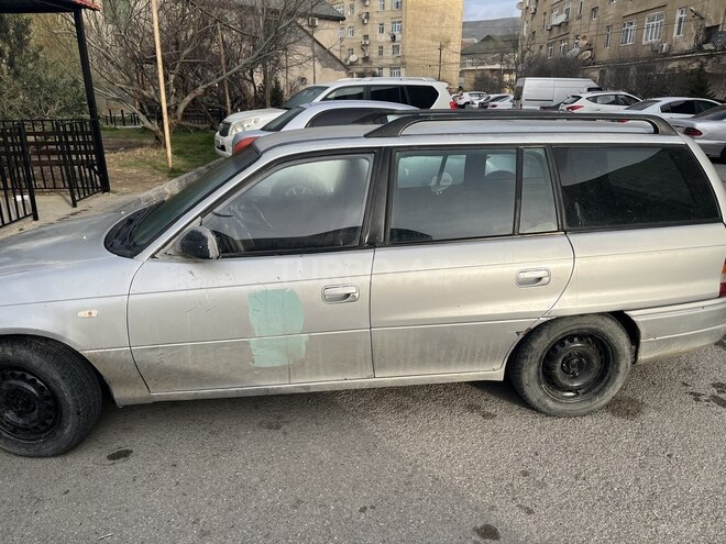 Opel Astra 1997, 315,670 km - 1.6 l - Bakı