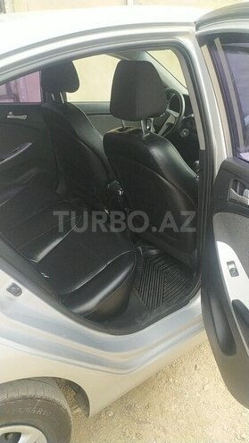 Hyundai Accent 2014, 158,000 km - 1.4 l - Ordubad