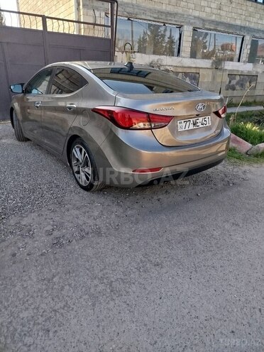 Hyundai Elantra 2014, 176,000 km - 1.8 л - Salyan