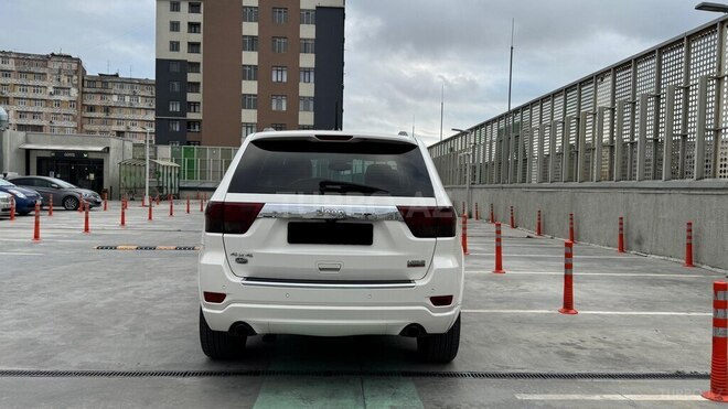 Jeep Grand Cherokee 2011, 325,000 km - 5.7 l - Bakı