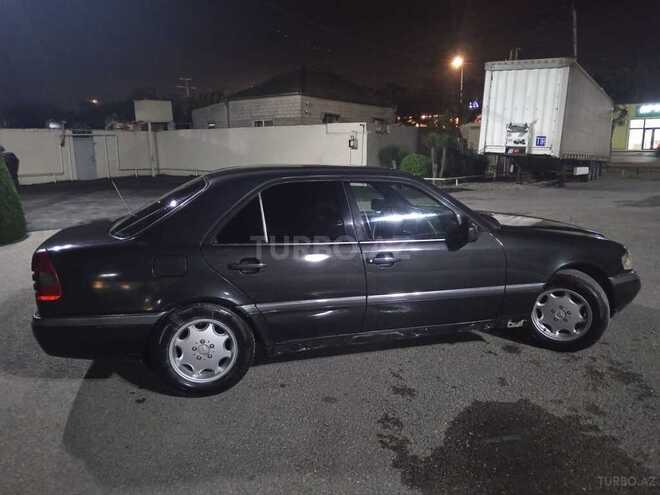 Mercedes C 220 1994, 268,000 km - 2.2 л - Bakı