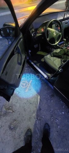 Mercedes E 220 d 2000, 363,000 km - 2.2 l - Mingəçevir