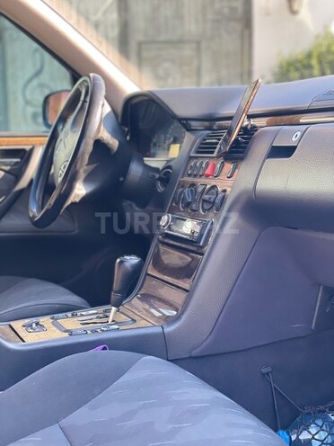 Mercedes E 270 2000, 500,000 km - 2.7 л - Bakı