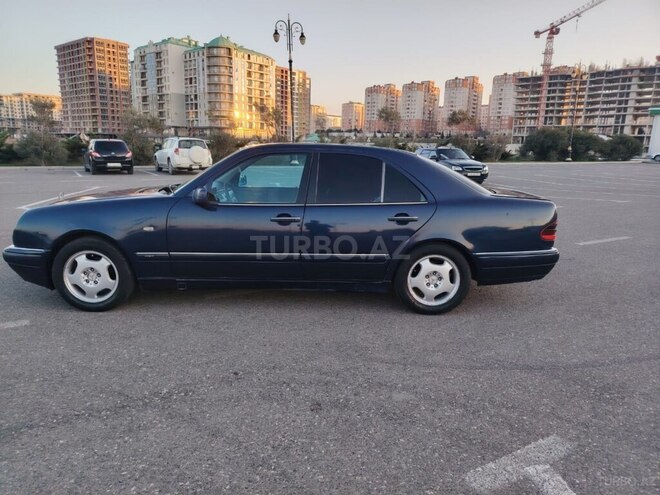 Mercedes E 220 d 1999, 526,033 km - 2.2 l - Sumqayıt
