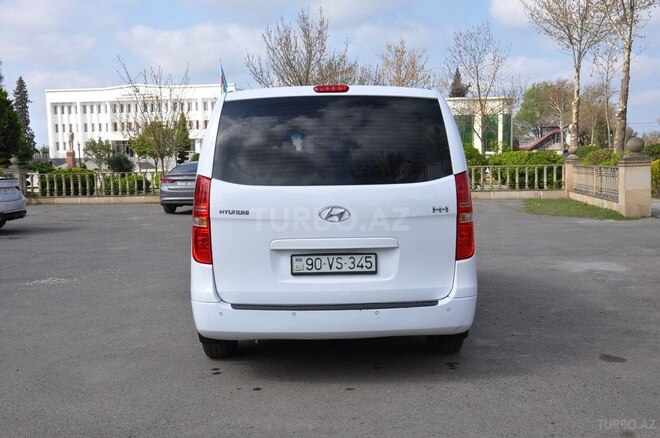 Hyundai H-1 2008, 429,430 km - 2.5 l - Saatlı