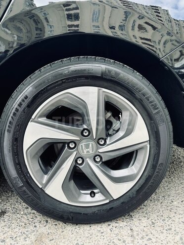 Honda Insight-17