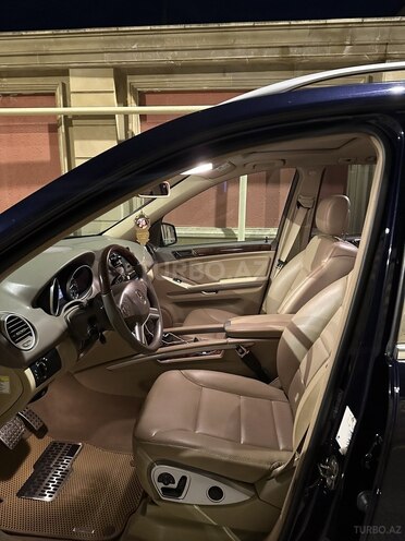 Mercedes ML 350 4MATIC 2010, 264,000 km - 3.5 l - Bakı