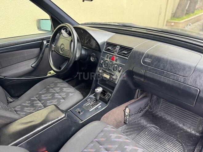 Mercedes C 200 1998, 333,000 km - 2.0 l - Bakı
