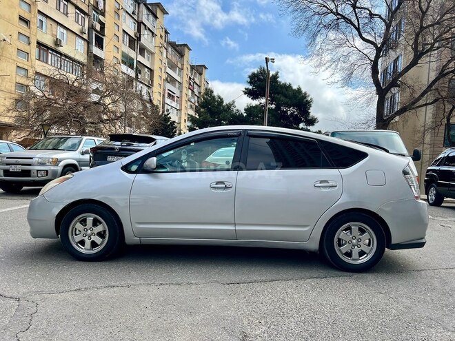 Toyota Prius 2005, 299,000 km - 1.5 л - Bakı