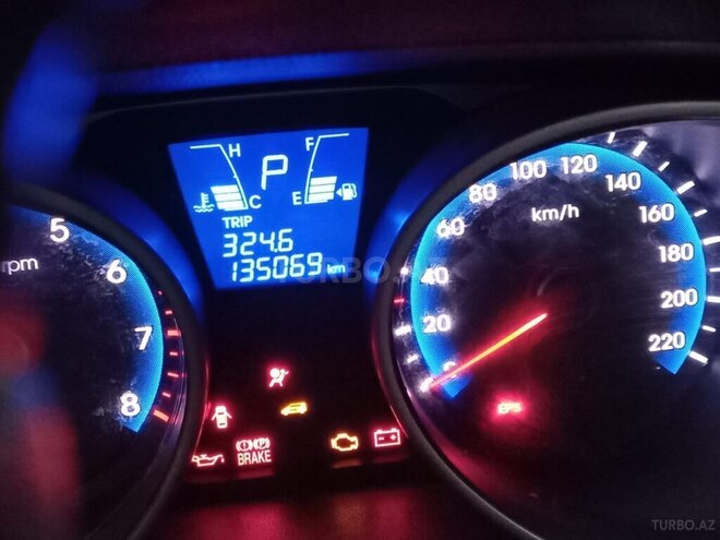 Hyundai ix35 2012, 135,000 km - 2.0 l - Şəki