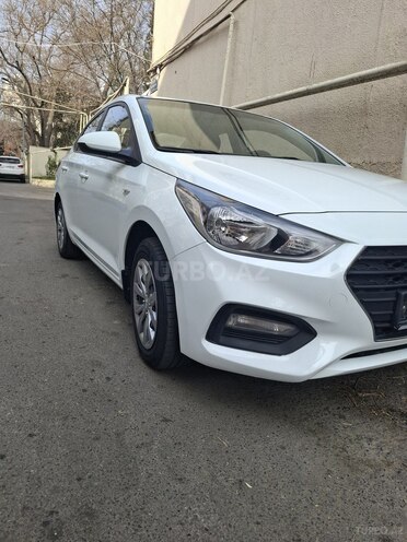 Hyundai Accent 2020, 147,000 km - 1.6 l - Bakı