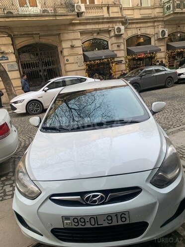 Hyundai Accent 2012, 289,682 km - 1.6 l - Bakı